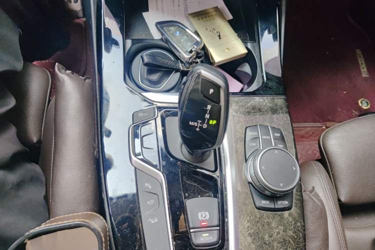 Used BMW X3 2019 xDrive30i Leading Model M Sport Package Gear Lever