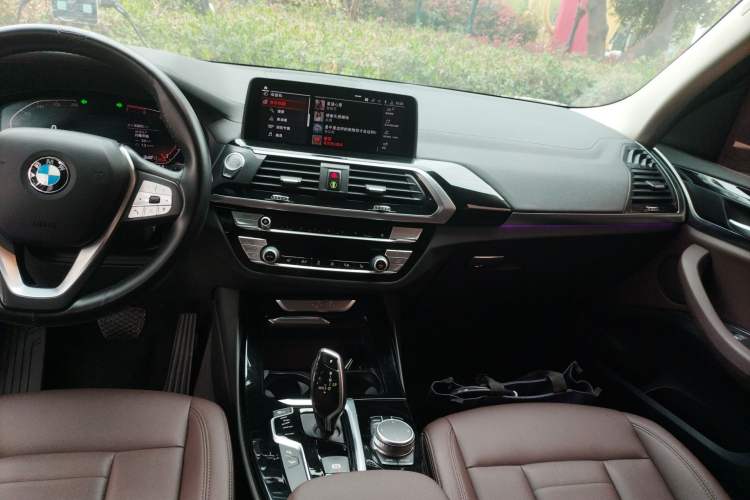 Used BMW X3 2020 xDrive25i Luxury Package Audio And AC Panel