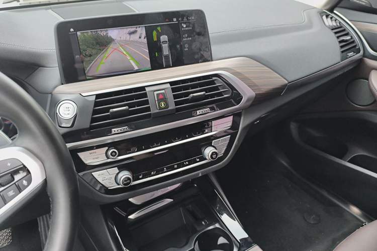 Used BMW X3 2020 xDrive28i M Sport Package Audio And AC Panel