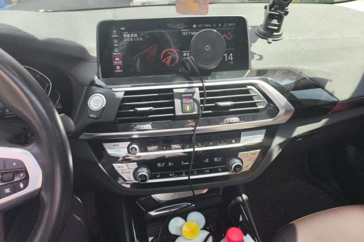 Used BMW X3 2020 xDrive25i M Sport Package Audio And AC Panel