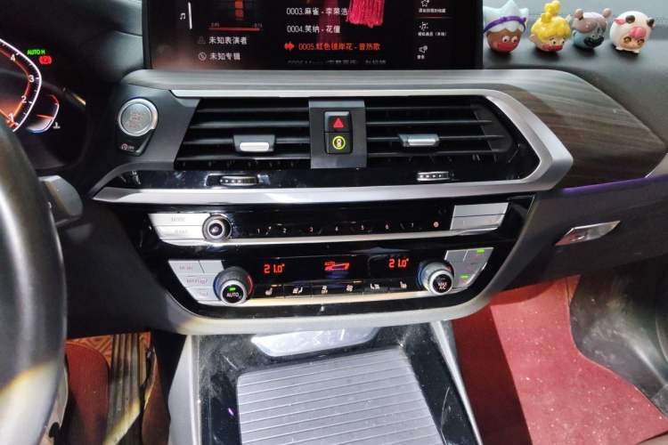 Used BMW X3 2020 xDrive28i M Sport Package Audio And AC Panel