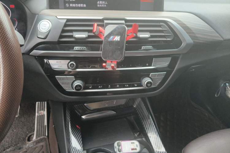 Used BMW X3 2020 xDrive25i M Sport Package Audio And AC Panel