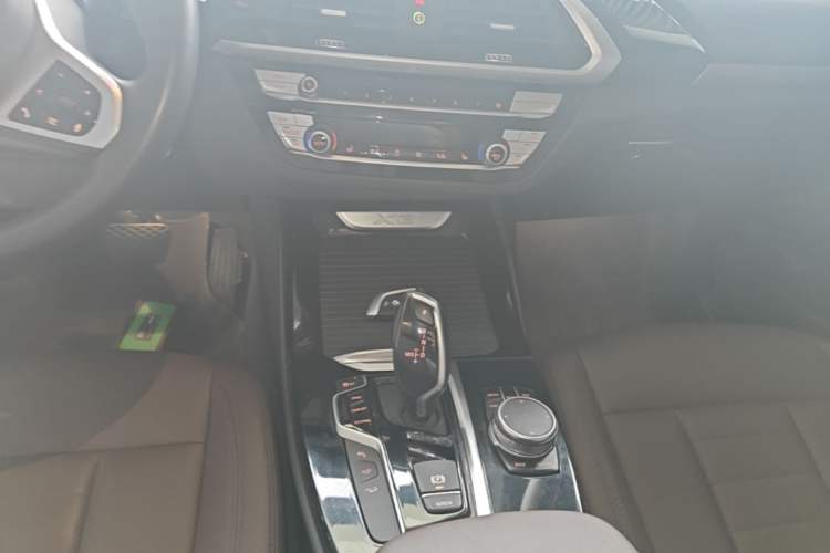 Used BMW X3 2020 xDrive25i M Sport Package Audio And AC Panel