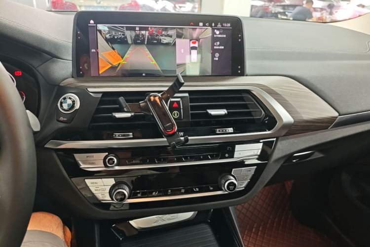 Used BMW X3 2020 xDrive28i Luxury Package Audio And AC Panel
