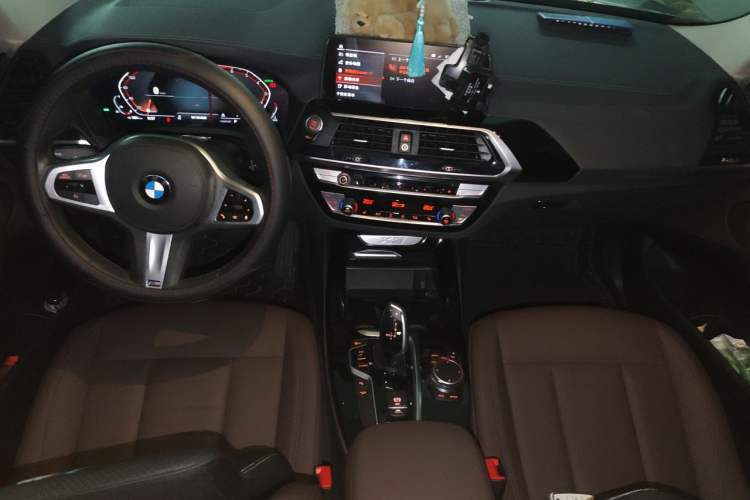 Used BMW X3 2020 xDrive25i M Sport Package Center Console