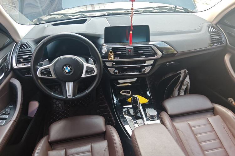 Used BMW X3 2020 xDrive30i Luxury Model with M Sport Package Center Console