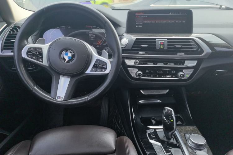 Used BMW X3 2020 xDrive30i Luxury Model with M Sport Package Center Console
