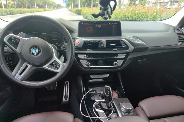 Used BMW X3 2020 xDrive28i M Sport Package Center Console