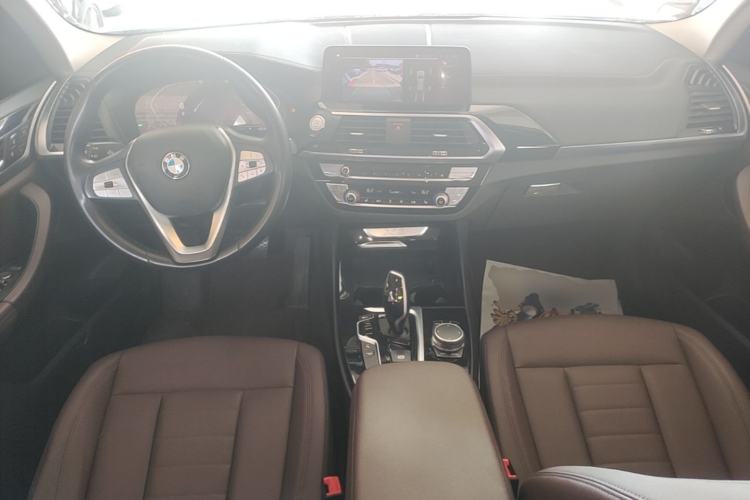 Used BMW X3 2020 xDrive25i Luxury Package Center Console