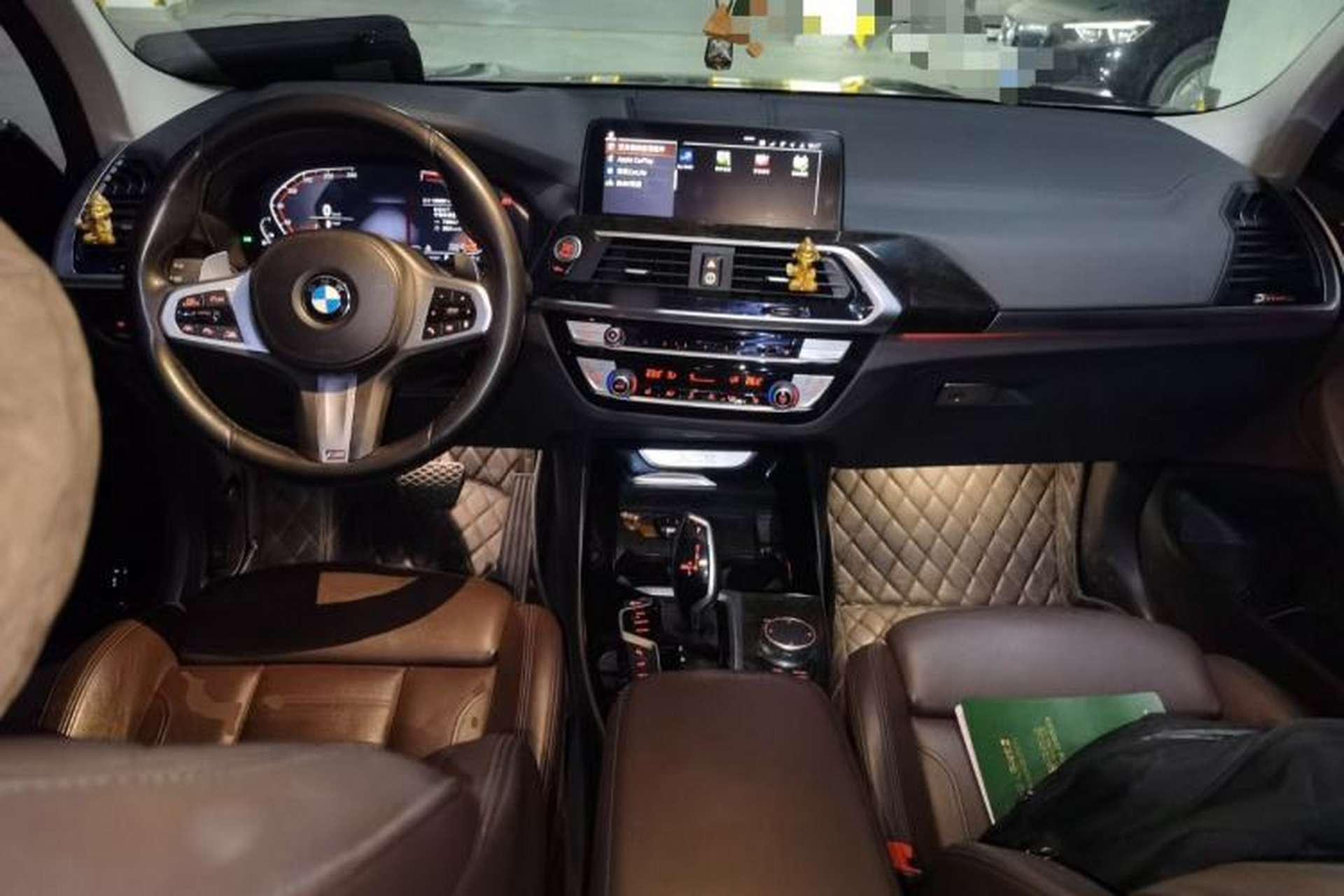 Used BMW X3 2020 xDrive30i Luxury Model with M Sport Package Center Console
