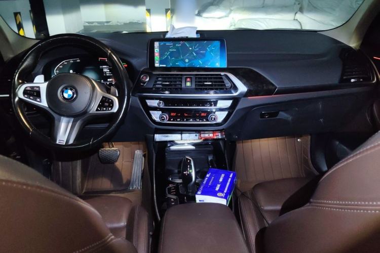 Used BMW X3 2020 xDrive30i Luxury Model with M Sport Package Center Console