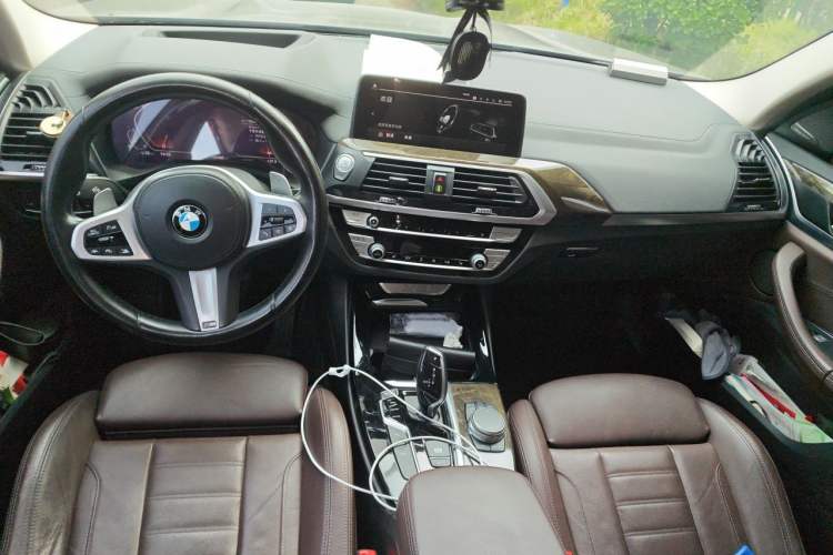 Used BMW X3 2020 xDrive30i Luxury Model with M Sport Package Center Console
