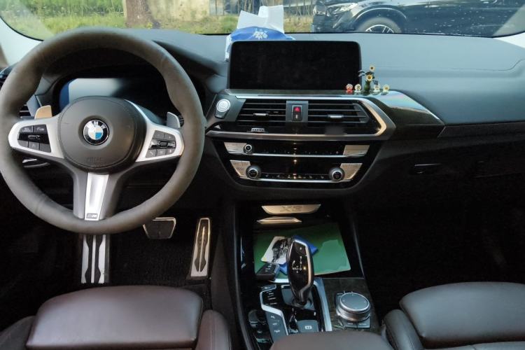 Used BMW X3 2020 xDrive28i M Sport Package Center Console