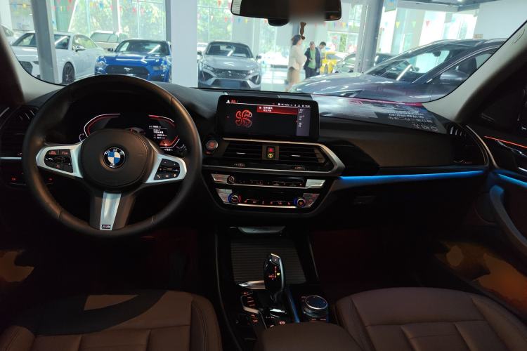 Used BMW X3 2020 xDrive25i M Sport Package Center Console