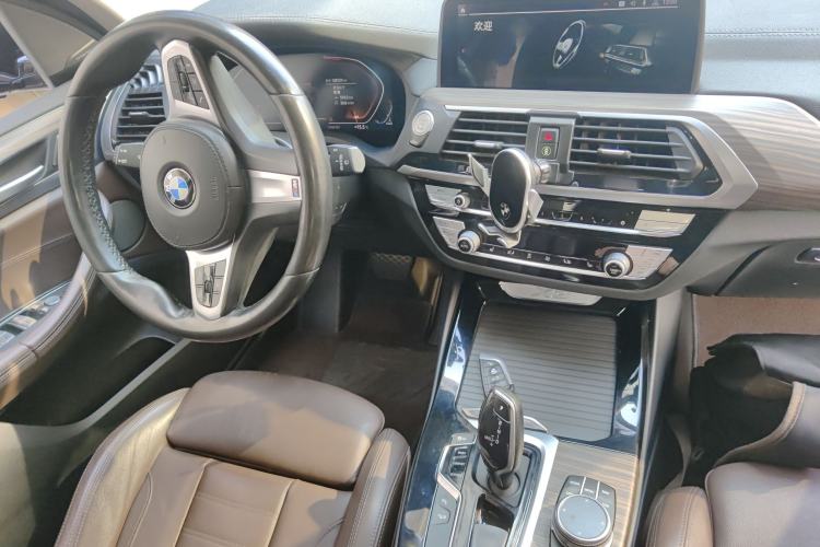 Used BMW X3 2020 xDrive28i M Sport Package Center Console
