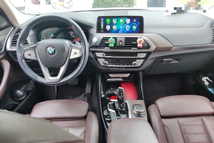 Used BMW X3 2020 xDrive28i Luxury Package Center Console