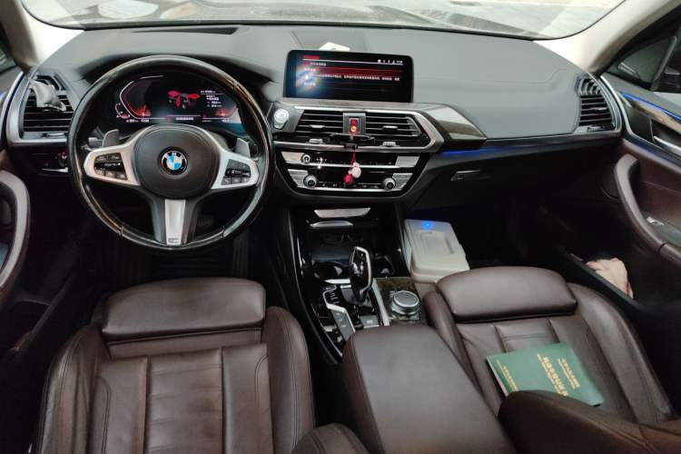 Used BMW X3 2020 xDrive30i Luxury Model with M Sport Package Center Console