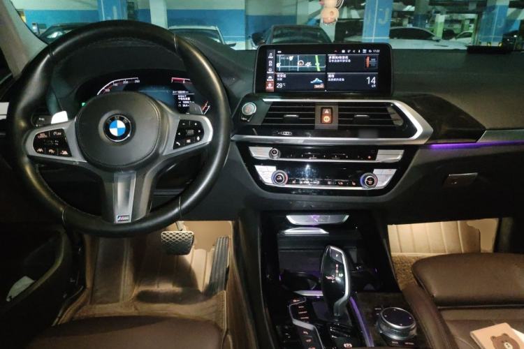 Used BMW X3 2020 xDrive30i Luxury Model with M Sport Package Center Console