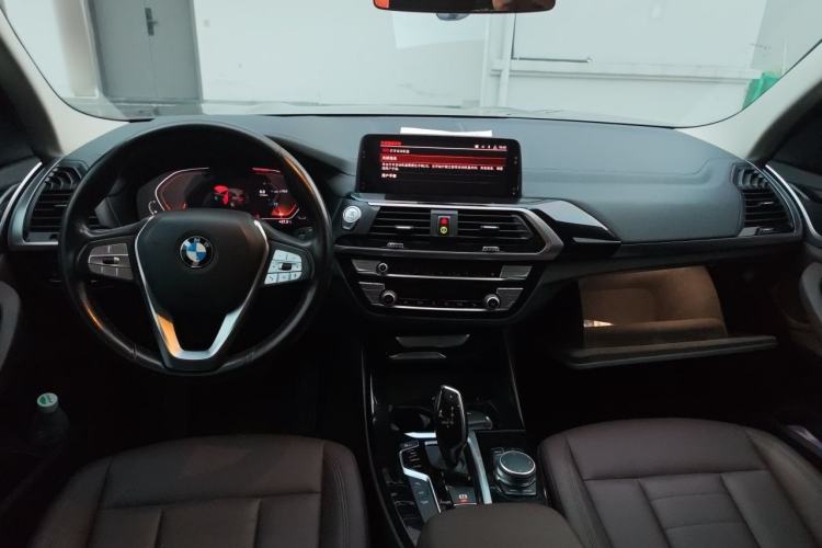 Used BMW X3 2020 xDrive25i Luxury Package Center Console