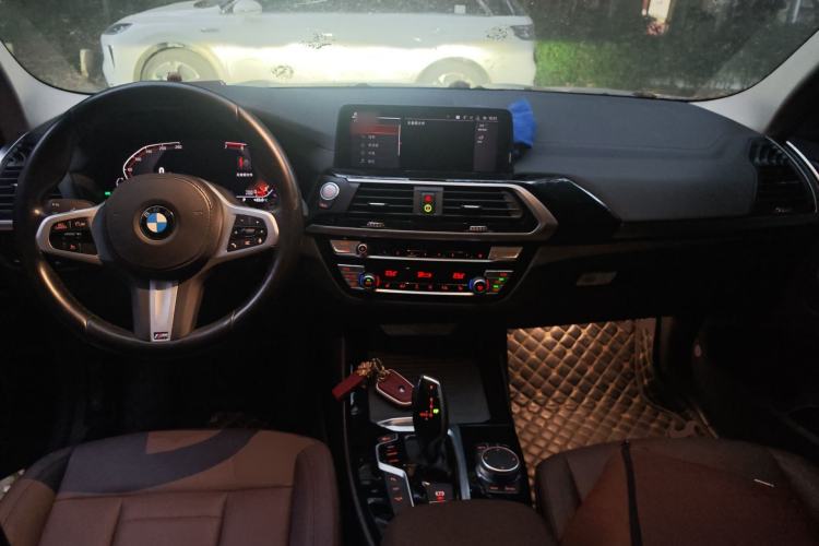 Used BMW X3 2020 xDrive25i M Sport Package Center Console