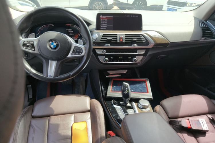 Used BMW X3 2020 xDrive30i Luxury Model with M Sport Package Center Console