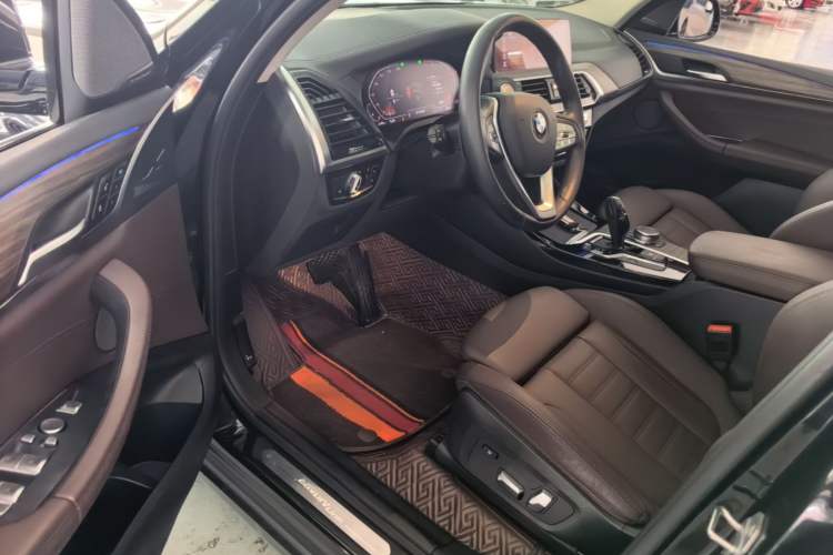 Used BMW X3 2020 xDrive28i Luxury Package Driver Seat