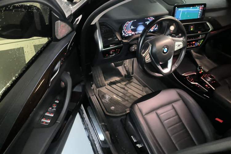 Used BMW X3 2020 xDrive25i Luxury Package Driver Seat