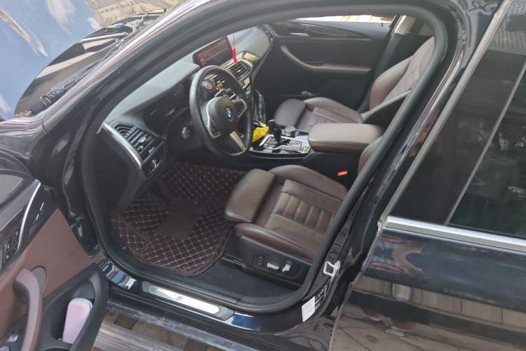 Used BMW X3 2020 xDrive30i Luxury Model with M Sport Package Driver Seat