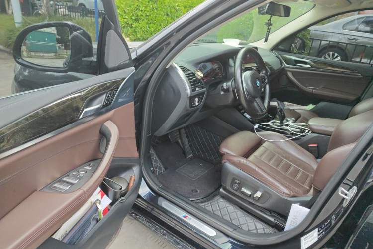 Used BMW X3 2020 xDrive30i Luxury Model with M Sport Package Driver Seat