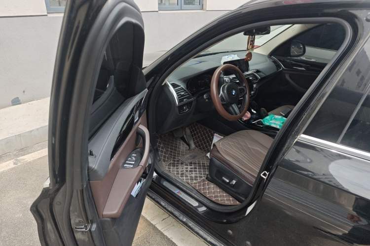 Used BMW X3 2020 xDrive25i M Sport Package Driver Seat