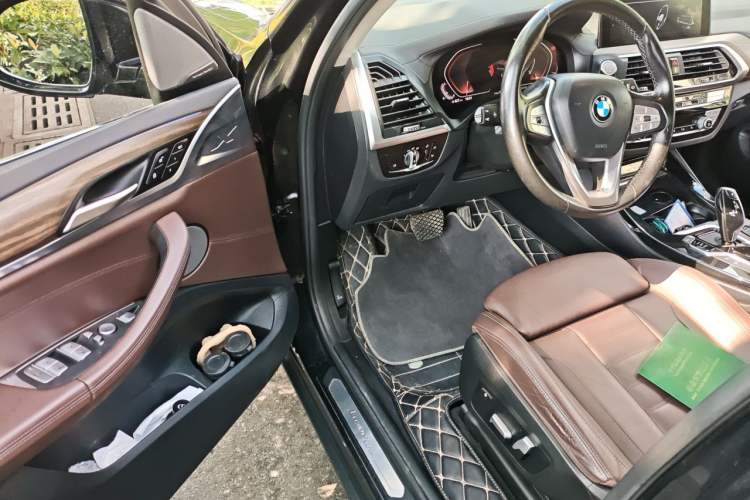 Used BMW X3 2020 xDrive28i Luxury Package Driver Seat
