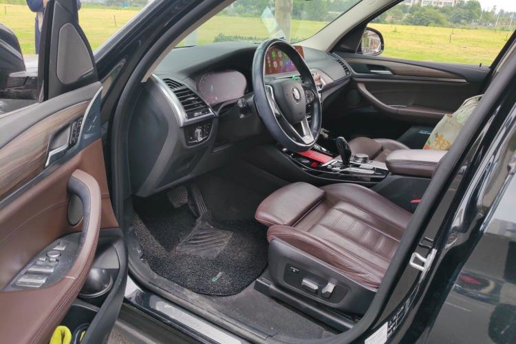 Used BMW X3 2020 xDrive28i Luxury Package Driver Seat
