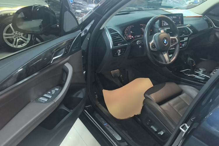 Used BMW X3 2020 xDrive30i Luxury Model with M Sport Package Driver Seat