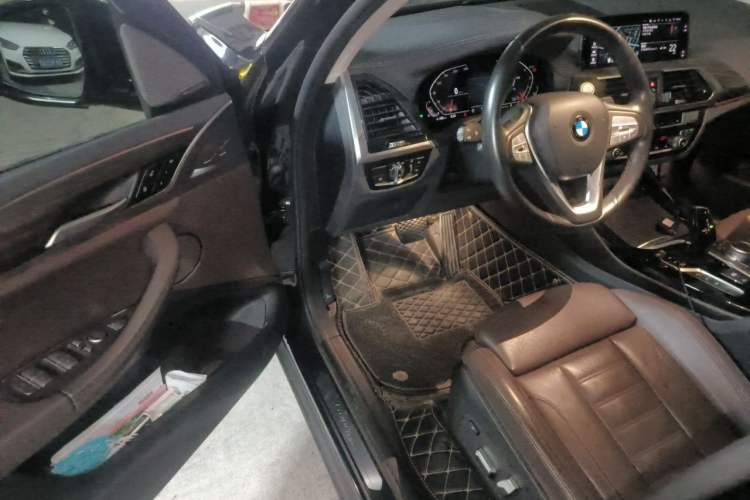 Used BMW X3 2020 xDrive28i Luxury Package Driver Seat