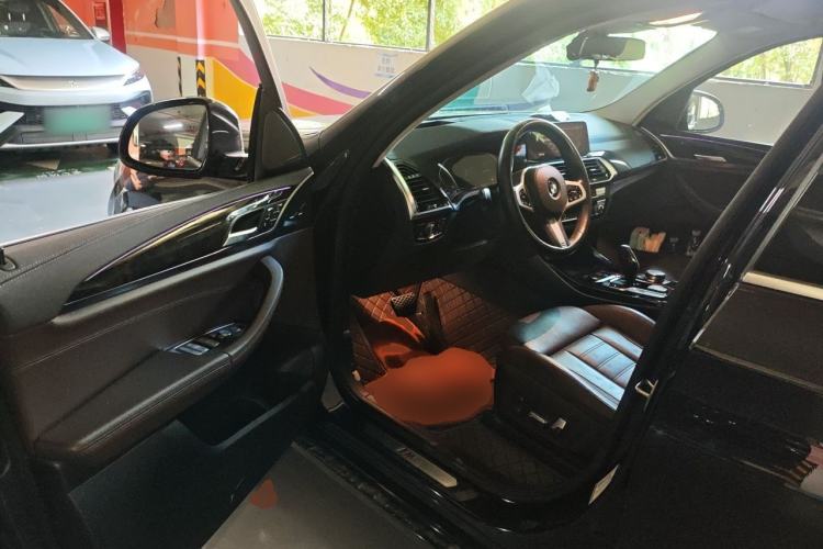 Used BMW X3 2020 xDrive30i Luxury Model with M Sport Package Driver Seat