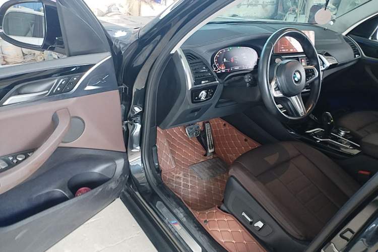 Used BMW X3 2020 xDrive25i M Sport Package Driver Seat
