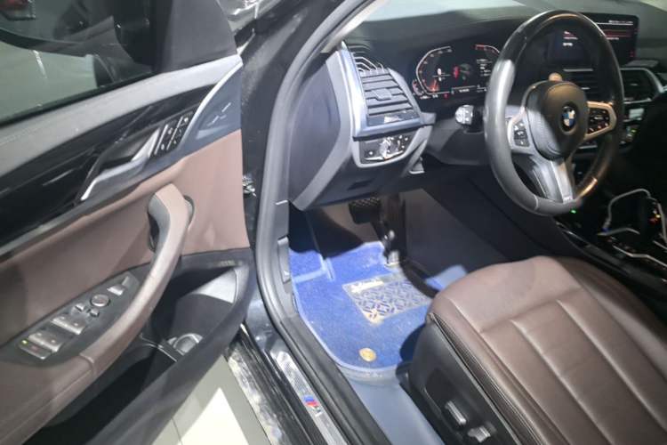 Used BMW X3 2020 xDrive25i M Sport Package Driver Seat