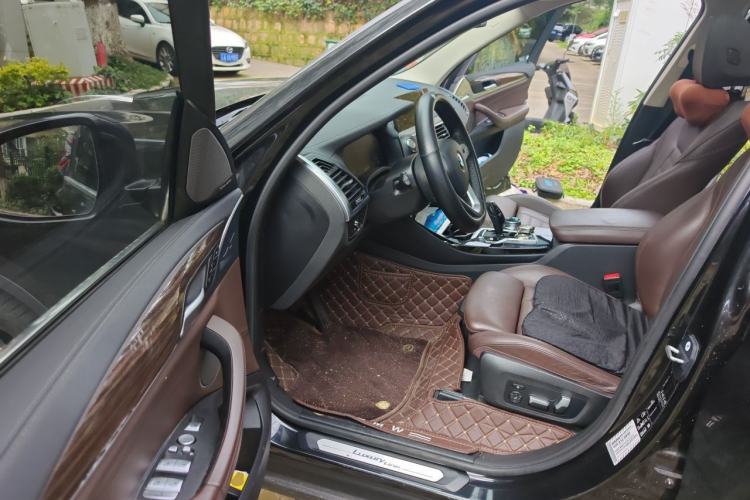 Used BMW X3 2020 xDrive28i Luxury Package Driver Seat