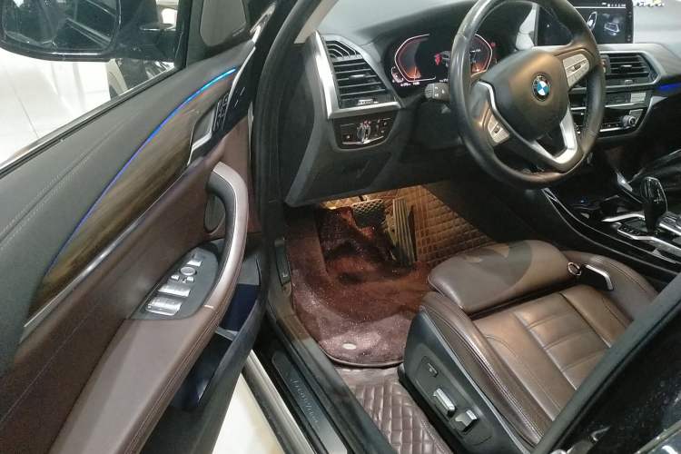 Used BMW X3 2020 xDrive28i Luxury Package Driver Seat