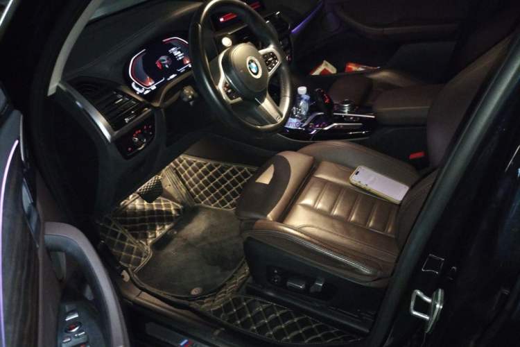 Used BMW X3 2020 xDrive25i Luxury Package Driver Seat