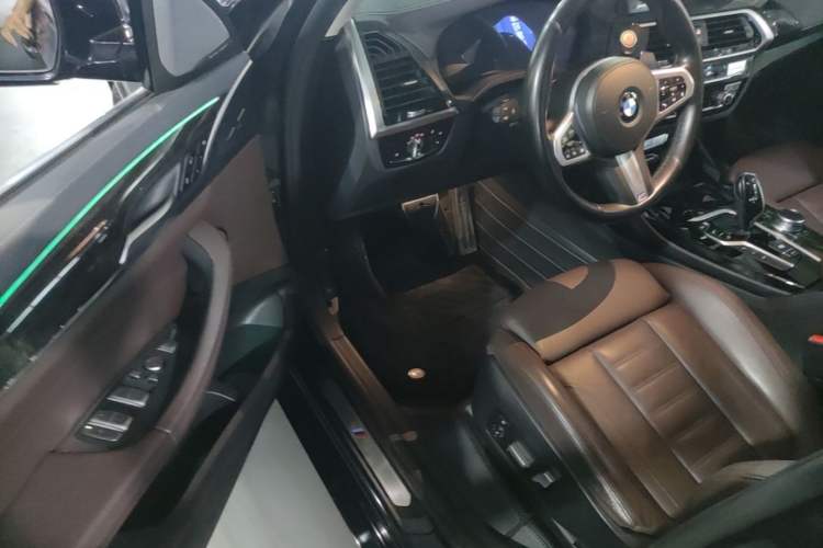 Used BMW X3 2020 xDrive30i Luxury Model with M Sport Package Driver Seat