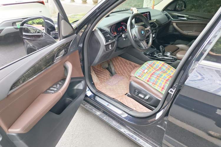 Used BMW X3 2020 xDrive30i Luxury Model with M Sport Package Driver Seat