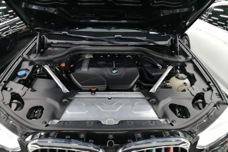 Used BMW X3 2020 xDrive25i M Sport Package Engine Bay