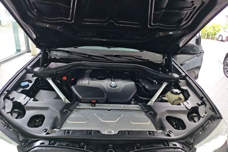 Used BMW X3 2020 xDrive25i M Sport Package Engine Bay