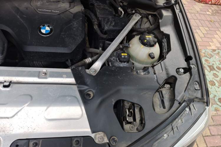 Used BMW X3 2020 xDrive28i M Sport Package Engine Bay Left