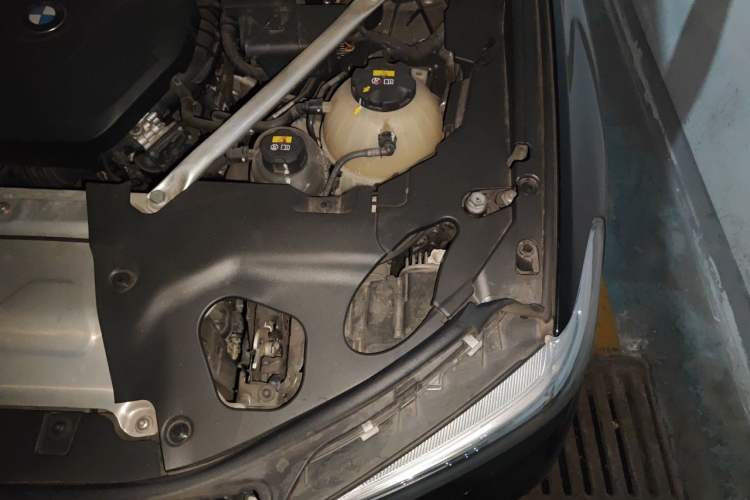 Used BMW X3 2020 xDrive28i M Sport Package Engine Bay Left
