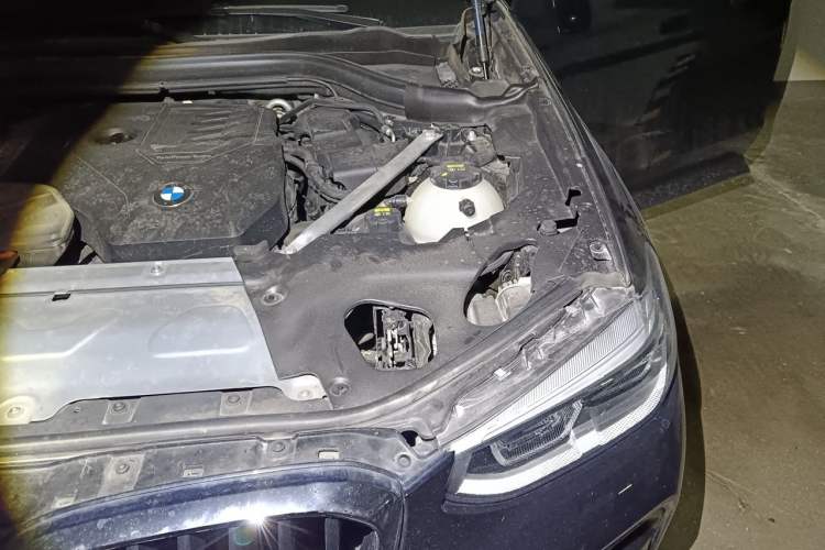Used BMW X3 2020 xDrive28i M Sport Package Engine Bay Left
