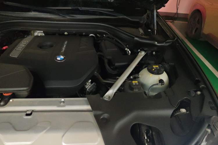 Used BMW X3 2020 xDrive25i M Sport Package Engine Bay Left
