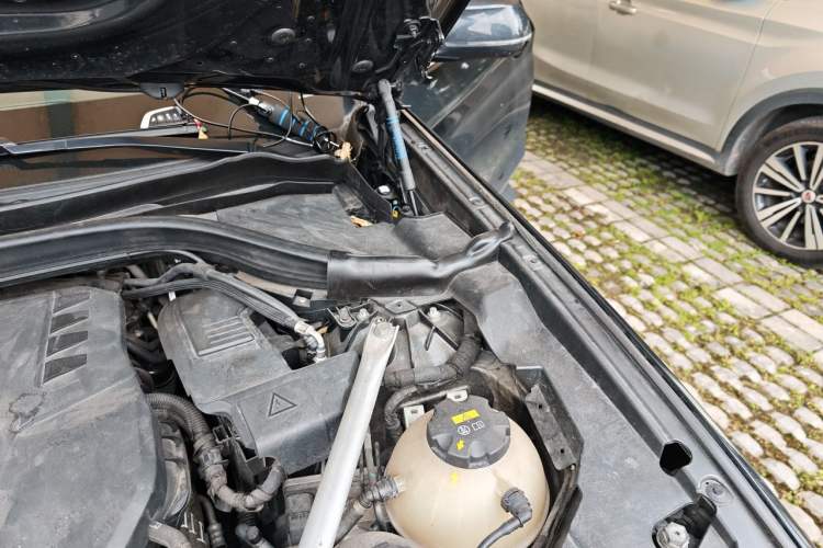Used BMW X3 2020 xDrive28i M Sport Package Engine Bay Left