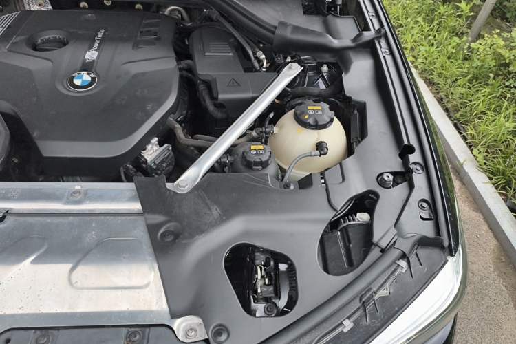 Used BMW X3 2020 xDrive28i M Sport Package Engine Bay Left